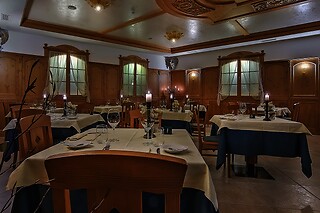 Soggiorno di 2 notti con 2 cene e accesso relax presso Al Posta Hotel 1899 - Adults Only in provincia di Trento
