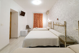 HOTEL MANZANITO