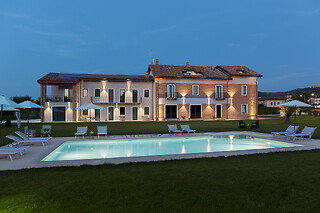 Soggiorno benessere di due notti con colazione al Casale Auriga in provincia di Pavia