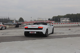 Alla guida di una Lamborghini Gallardo, presso il Circuito di Castelletto di Branduzzo