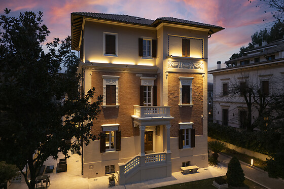 Soggiorno benessere di una notte per due all'Hotel Villa dei Platani Boutique Hotel & Spa a Foligno in provincia di Perugia