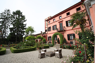 Soggiorno di due notti tra gusto e relax presso Relais I Castagnoni in provincia di Alessandria