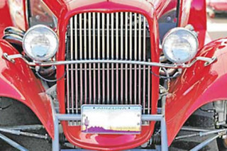 Attività sportiva presso Legends Cars a Castelletto di Branduzzo