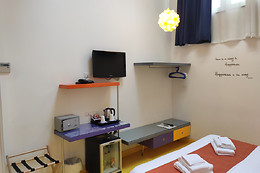 Hotel Correra 241