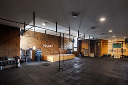 Phive Celas Fitness Club