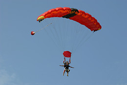CHUTEXTREM PARACHUTISME