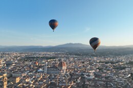 Ballooning in Florence