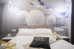 Napolitano Rooms