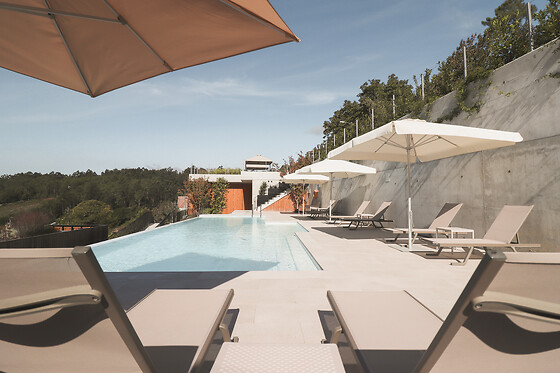 ATMOS HOTEL BOUTIQUE - photo 4