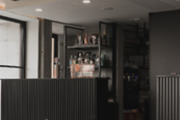 ATMOS HOTEL BOUTIQUE