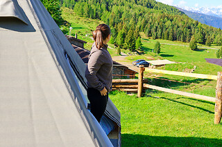 Soggiorno di una notte in Tenda Tipì presso Tipì Glamping Rifugio Antonioli in provincia di Sondrio