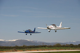 MYDAIR ESCUELA DE VUELO