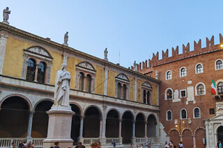Tour di Dante a Verona con Slow Travel