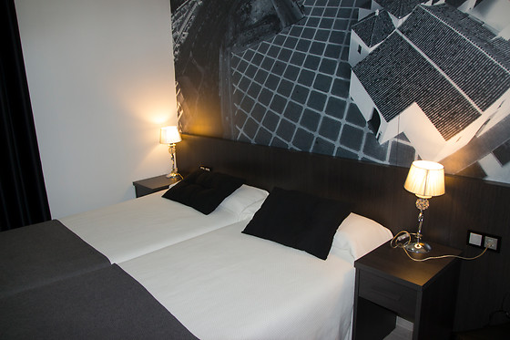 HOTEL BARRIO NUEVO - photo 8