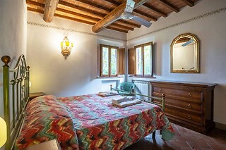 Soggiorno enogastronomico di una notte presso Tenuta Moriano nel cuore del Chianti