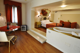 Soggiorno di due notti benessere presso l'Hotel il Castello in provincia di Roma