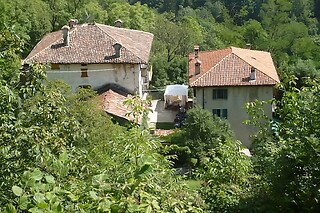 Accesso alla fattoria e degustazione per 2 persone alla Cascina Gervasoni in provincia di Bergamo