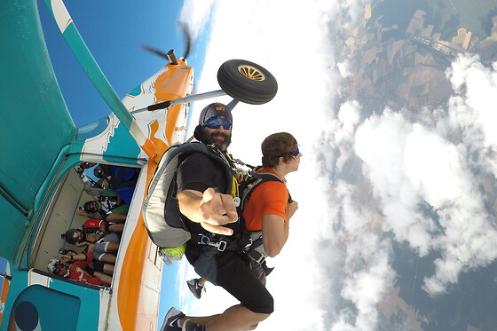 Parachutisme 71 - photo 0