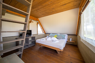 Soggiorno di una notte in tenda Glamping all'Agriturismo Gli Etruschi in provincia di Livorno