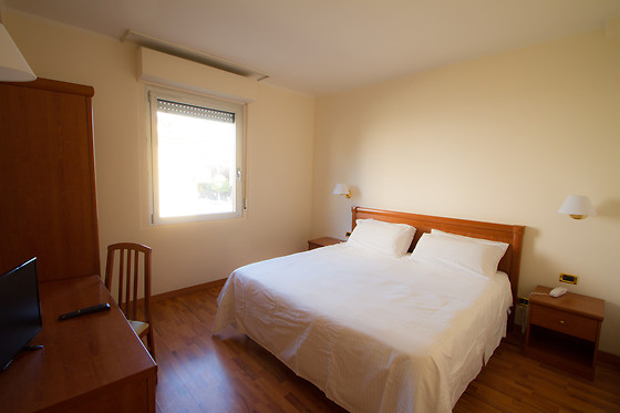 Hotel Santa Lucia - photo 5