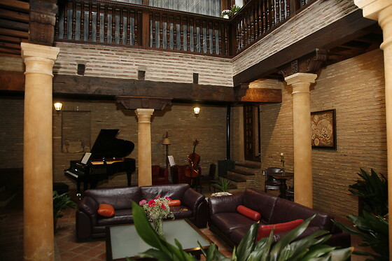 HABITACIONES LAS TERMAS - photo 2