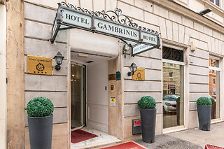 Soggiorno di due notti con colazione presso Gambrinus Hotel nel centro di Roma