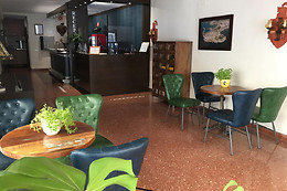 HOTEL BLASÓN JUNIOR