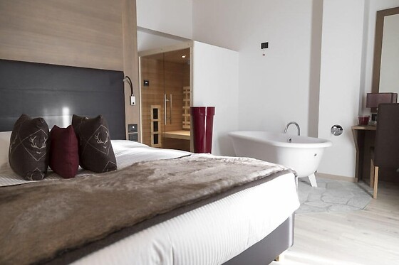 Online Booking EPS - photo 0