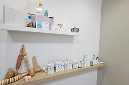 SARAI TORREBLANCA BEAUTY STUDIO