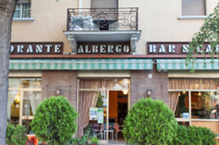 Soggiorno di due notti con colazioni all'Hotel Ristorante San Carlo in provincia di Parma