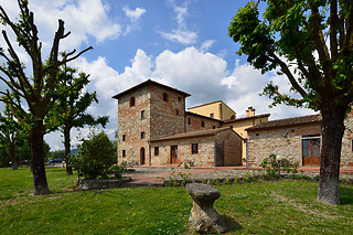 Soggiorno di due notti presso Borgo Antico Casalbosco a Pistoia