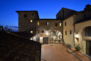 Soggiorno di due notti presso Borgo Antico Casalbosco a Pistoia