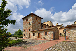 Soggiorno di due notti presso Borgo Antico Casalbosco a Pistoia