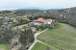LA TORRE WINE RESORT