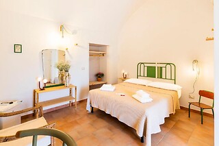 Soggiorno enogastronomico di una notte presso Tenuta Doxi nel cuore del Salento
