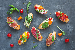 FOOD ROMANCE COMPANY
