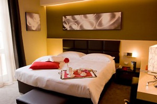 Soggiorno gastronomico di una notte per due all'Hotel Villa dei Platani Boutique Hotel & Spa a Foligno in provincia di Perugia