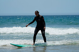 WEST LOCALS SURF SCHOOL