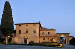 LA TORRE WINE RESORT