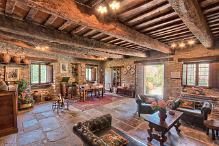 Soggiorno di due notti con colazioni presso Country Relais Castello della Pieve in provincia di Pesaro e Urbino