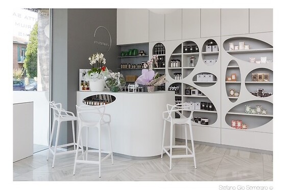 Folies 360 Beauty Space - photo 4