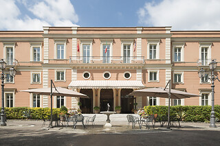 Soggiorno di due notti con colazioni presso Grand Hotel Telese in provincia di Benevento