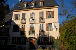 CASA ES NERES
