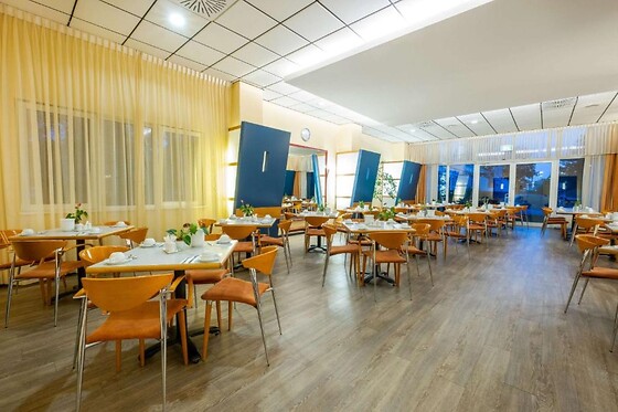 Hotel Berlin Lichtenberg - photo 13
