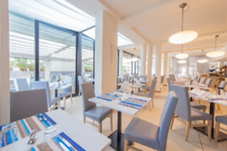Un soggiorno di due notti accompagnate da due deliziose cene presso il Ferretti Beach Hotel a Rimini