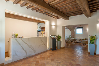 Soggiorno di 2 notti tra gusto e benessere a Perugia presso il Relais dell'Olmo