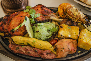 Cena tipica indiana presso Gandhi Indian Restaurant a Torino