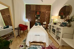 IRALAULTIMA BEAUTY CENTER