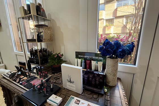 IRALAULTIMA BEAUTY CENTER - photo 4