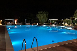 Soggiorno insolito di una notte con apericena presso Tenuta DonnAnna in provincia di Lecce
